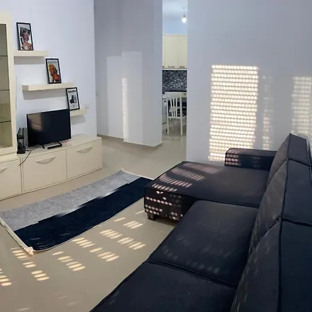 Apartment Dia Vlorë